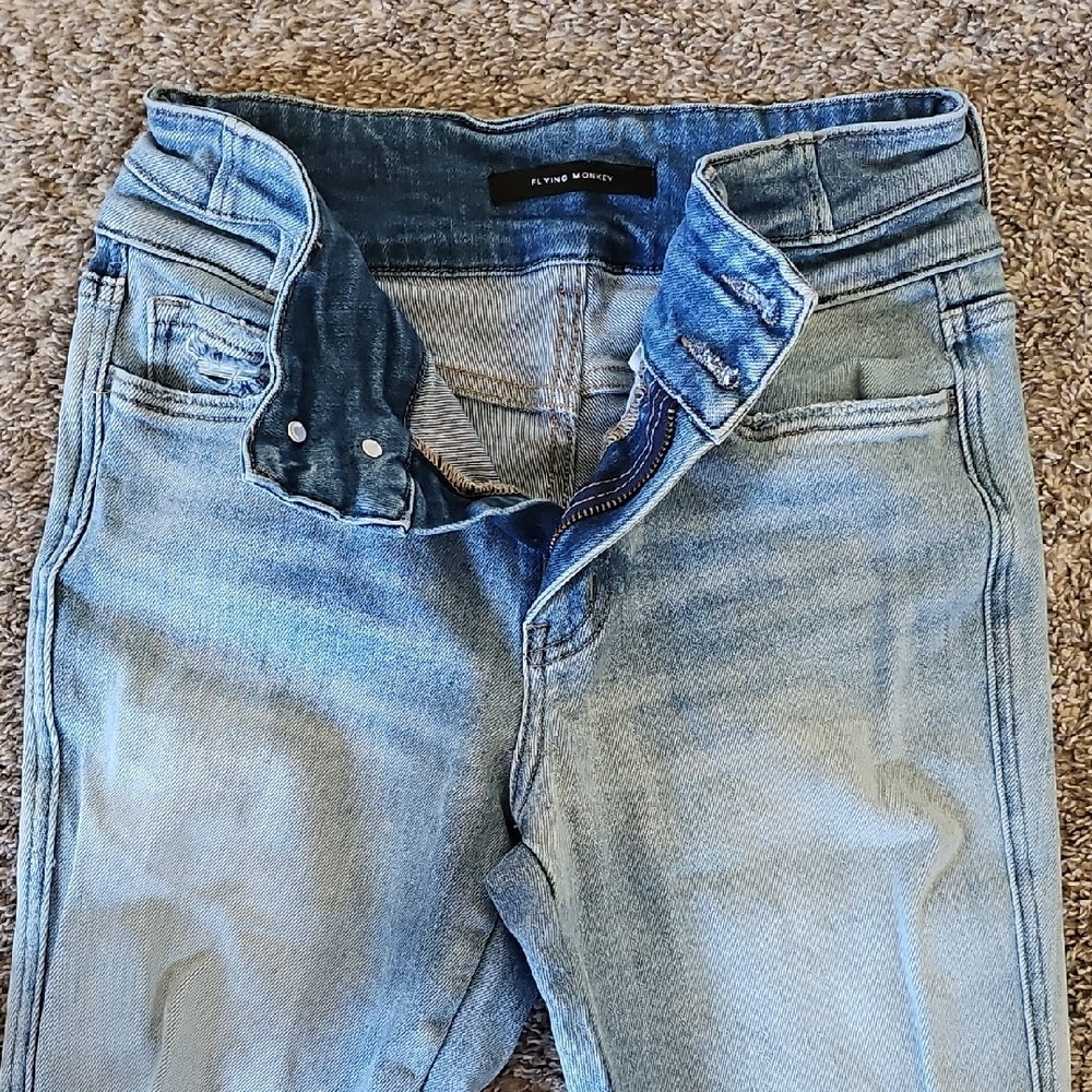 STUNNING FLYING MONKEY HI RISE DISTRESSED FLARES LIGHTWASH - Picture 3 of 11